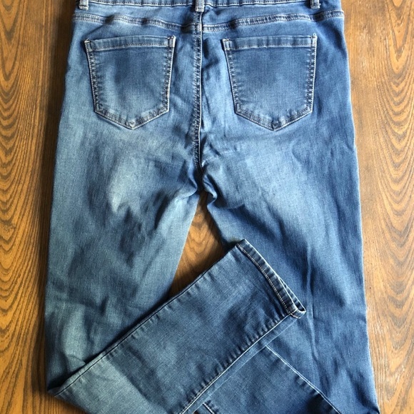 🎄 Wax jeans medium wash size 9 skinny  distressed - Picture 8 of 14